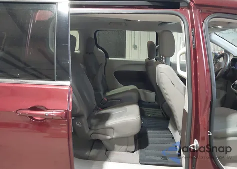 2017 Chrysler Pacifica Touring from USA, damaged, VIN 2C4RC1DG8HR833624